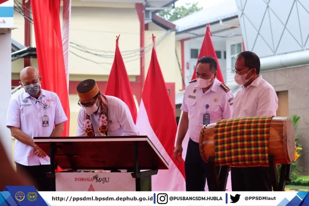 Menteri Perhubungan Meresmikan Rumah Sakit PIP Makassar